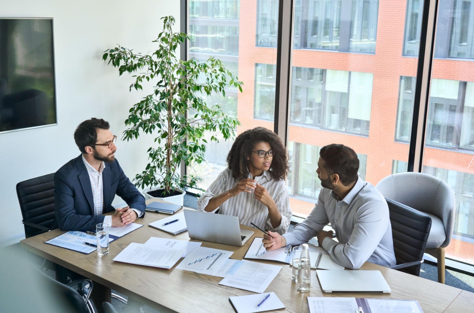 Confidential business conversation in a meeting room